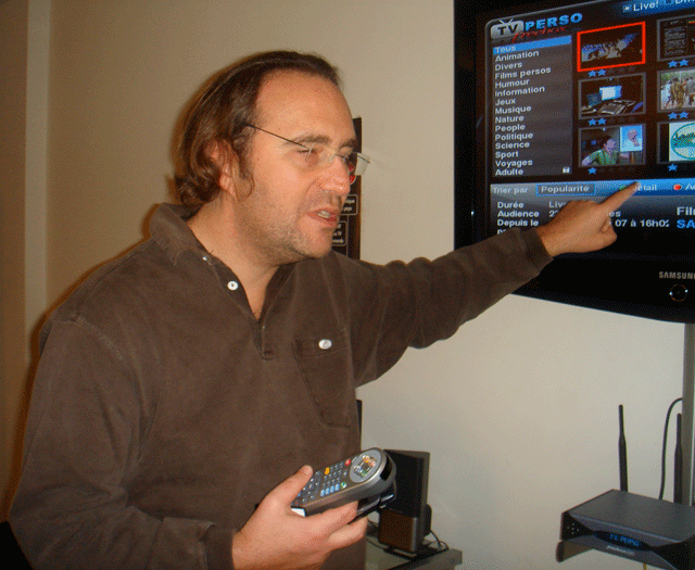 xavierinthelab.gif