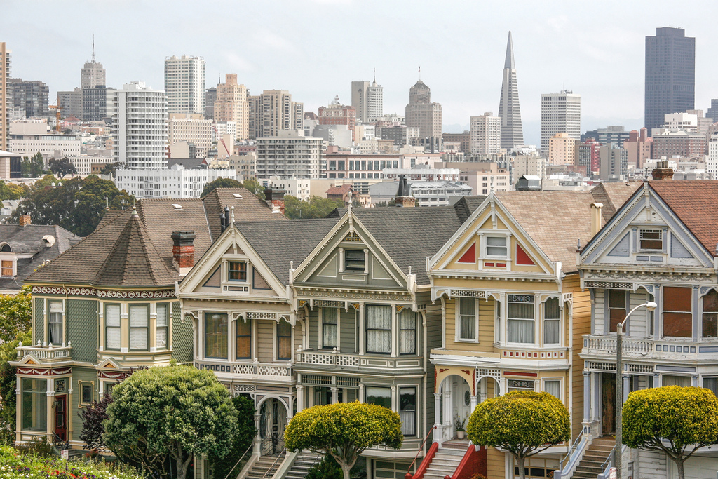painted ladies San Francisco row houses neighborhood