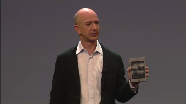 bezoswithkindle.jpg Bezoswithkindle